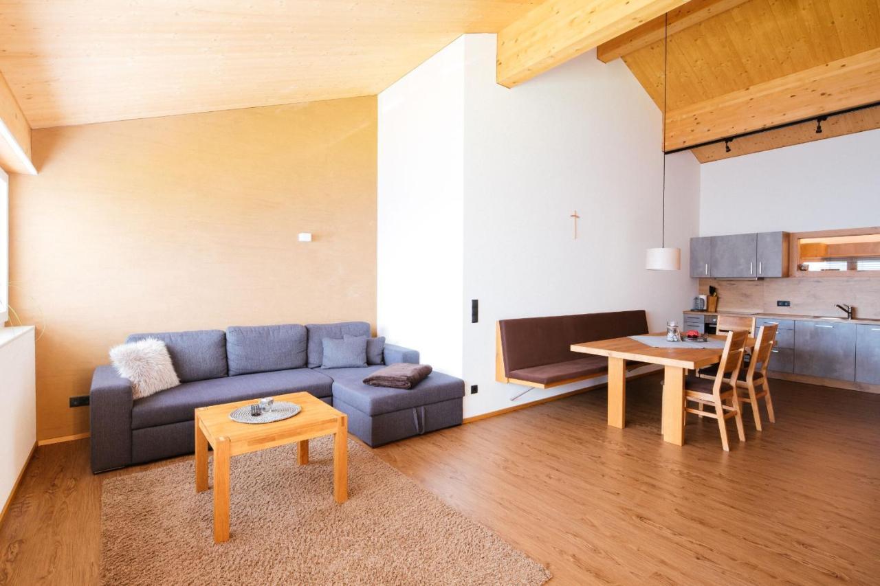 Alpenpanorama Konzett Apartment Faschina Exterior photo